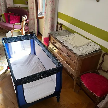 Charming Large Palazzo In Center For Up To 9 People Venedig