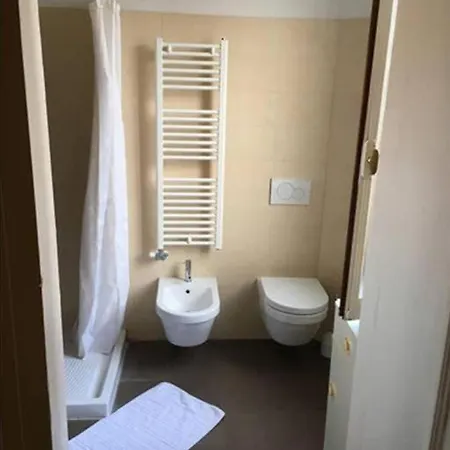 Charming Large Palazzo In Center For Up To 9 People * Venecia